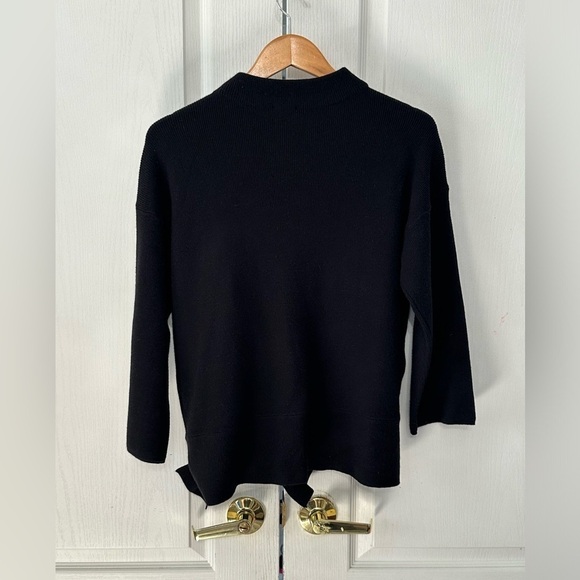 Chico's Women's Oversized Mock Neck Cashmere Blend Sweater Size Medium Black - Picture 3 of 5